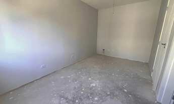 Imagem 6: Sobrado em Condomínio para Venda em Uberaba Curitiba-PR