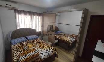 Imagem 5: Casa com Piscina e Sozinha no Terreno - São José