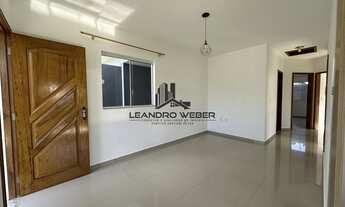 Imagem 3: Casa de Esquina com 3 Dormitórios - 1 Suíte - Excelente Localização - SJ