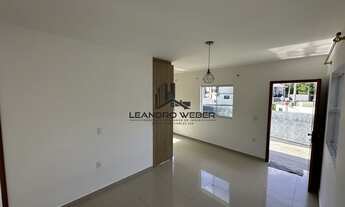 Imagem 4: Casa de Esquina com 3 Dormitórios - 1 Suíte - Excelente Localização - SJ