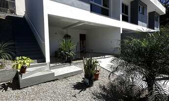 Imagem 2: Sobrado 3 Dormitórios - 1 Suíte - Lot. Jardim Botânico - São José/SC