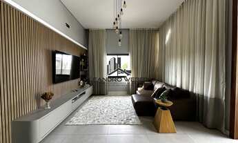 Imagem 6: Casa Alto Padrão Com Piscina e Jacuzzi em São José/SC