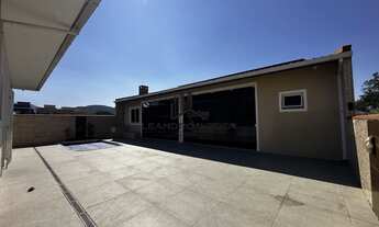 Imagem 4: Casa com 193,94m² - 3 Dormitórios - Piscina - Área de festas em São José/SC