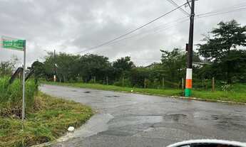 Imagem 6: Terreno 420m² em Camboriú à Venda! Ideal para Construção de Galpões