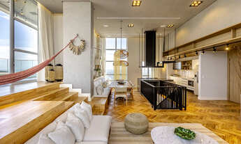 Imagem 4: Cobertura Duplex padrão EMBRAED única em Balneário Camboriú!! Com pé direito duplo e vista