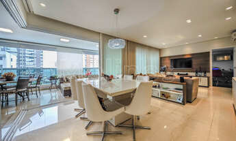 Imagem: Apartamento Edifício Maria Callas - 218m²