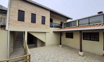 Imagem: CASA PRÓX. DO CENTRO DE RGS