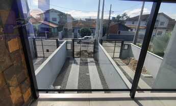 Imagem 2: Casa à venda no bairro Espinheiros - Joinville/SC