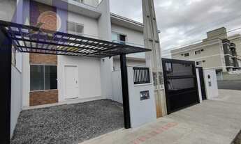 Imagem: Casa Geminada, 2 dormitórios na Rua Sanhaçú