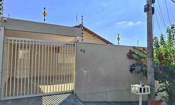 Imagem 2: Casa 03 dormitórios com edícula para locação próximo a Av. Mirassôlandia - São José do Rio