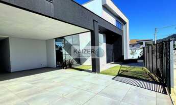 Imagem: Sobrado Alto Padrão em Itaguaçú, São