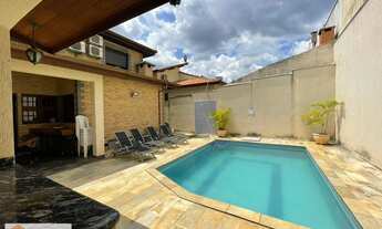 Imagem: Casa em Condomínio à Venda no Alphaville