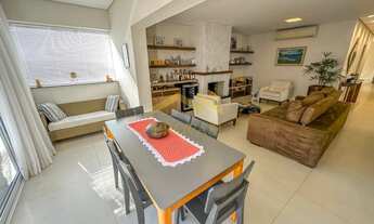 Imagem 3: Alphaville Residencial 1 (Barueri) - Casa com 4 suítes- 592m2- Residencial 1- Alphaville