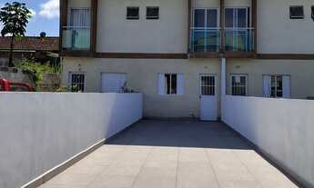 Imagem 2: Sobrado à venda no Massaguaçu em Caraguatatuba