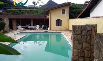 Imagem: Vendo terreno de 550 m² com uma piscina