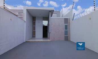 Imagem 2: Casa Plana Solta com Energia Solar, Móveis Projetados e Deck com Churrasqueira em Eusébio