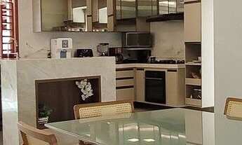 Imagem: Casa Duplex com Deck e Piscina Privativos