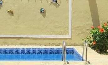 Imagem 5: Casa com Piscina Privativa em Condomínio no Bairro Luciano Cavalcante, 04 Quartos, Master