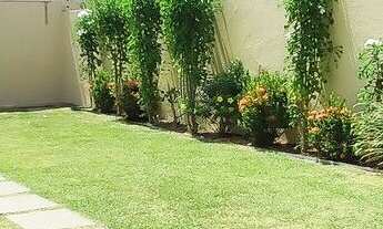 Imagem 2: Casa Plana com Amplo Lote Atrás do Shopping Eusébio, 111m2, 03 Suítes, 01 Reversível, Lote