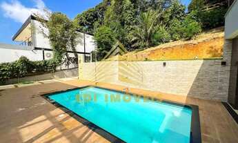 Imagem 3: Casa Alto Padrão com 4 quartos sendo 1 suíte