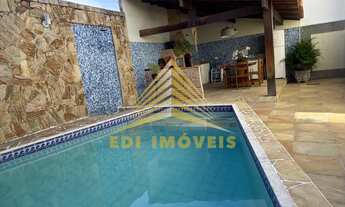 Imagem 3: Casa com 300m2 - 6 quartos sendo 2 suítes - Piratininga - Niterói/RJ