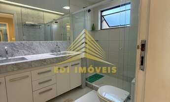 Imagem 5: Casa Alto Padrão em Camboinhas - PORTEIRA FECHADA