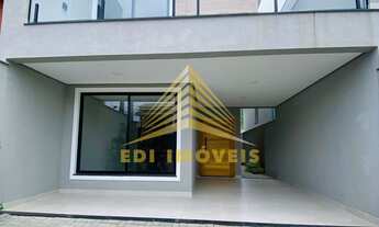 Imagem: Casa Padrão, 4 dormitórios, 3 suíte