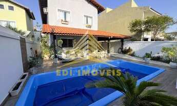 Imagem: Casa Alto Padrão na quadra da praia de