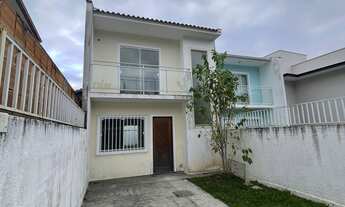 Imagem: Sobrado Geminado em Potecas, São José/SC