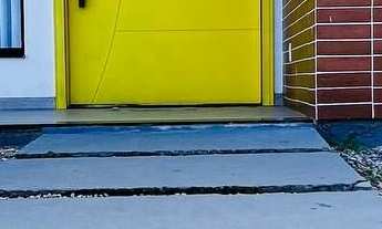 Imagem: Casa Seminova à Venda Próxima à Secretaria