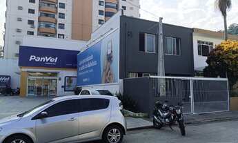 Imagem: Casa com 4 Quartos, 160 m² no Centro