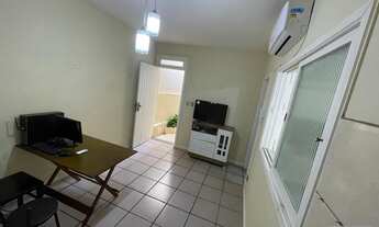 Imagem 6: Casa com 4 dorms, dependência de empregada - Ótima localização