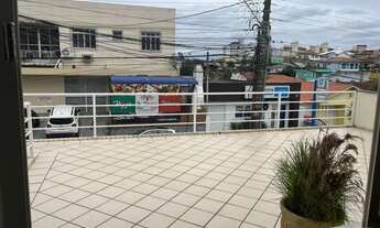 Imagem: Casa com 4 dorms, dependência de empregada