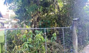 Imagem: Terreno à Venda a Poucos Metros do Mar