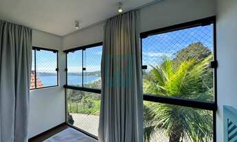 Imagem 4: Casa Mobiliada Com Vista Deslumbrante Para O Mar – Condomínio Panorâmico, Em Bombinhas - S