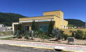 Imagem 7: Linda Casa Com 05 Dormitórios em Condomínio Fechado em Bombinhas - SC!!!