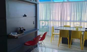 Imagem 6: Cobertura Mobiliada e Decorada com Vista Para o Mar em Bombinhas/SC