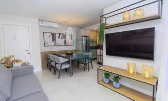 Imagem 3: VIVA O LUXO À POUCOS PASSOS DO MAR EM BOMBINHAS, SC!