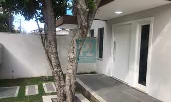 Imagem 3: Sobrado à Venda em Bombinhas SC com Alto Padrão de Acabamento!!!