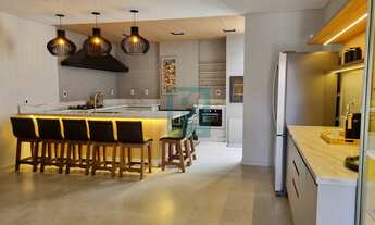 Imagem 5: Sobrado Alto Padrão com 03 dormitórios em Zimbros Bombinhas