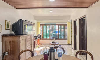 Imagem 6: Casa com 03 suítes Pertinho do Mar e com Amplo Terreno em Bombinhas