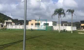 Imagem 2: Terreno Amplo Em Condominío Em Bombinhas - SC!