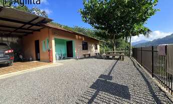 Imagem: Casa de Alvenaria à Venda em Benedito Novo/SC