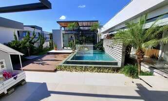 Imagem: ALUGUEL- Caledônia - Casa de Alto Padrão