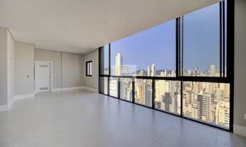 Imagem: Alto padrão no Centro de Balneário Camboriú