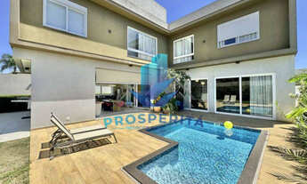 Imagem 5: Cond. Alphaville Granja Vianna - 4 suítes, moderna e impecável!