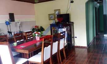 Imagem 7: Sobrado à venda no bairro Centro - Quatro Barras/PR