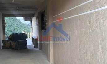 Imagem 5: Sobrado Amplo com Churrasqueira, Sacada e Quintal em Rio Branco do Sul!