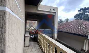 Imagem 3: Sobrado Amplo com Churrasqueira, Sacada e Quintal em Rio Branco do Sul!