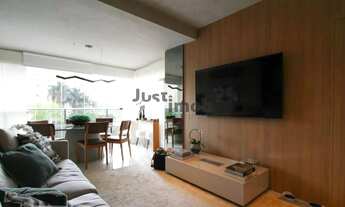 Imagem 2: Apartamento Mobiliado!, 2 dormitórios, 2 suíte, 3 banheiro, 2 vagas na garagem, 81M² de Ár